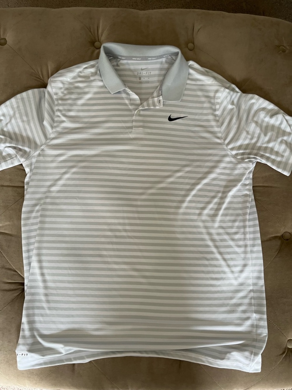 Nike Men's Dri-FIT shirt sleeve Light Gray Striped Polo size XL